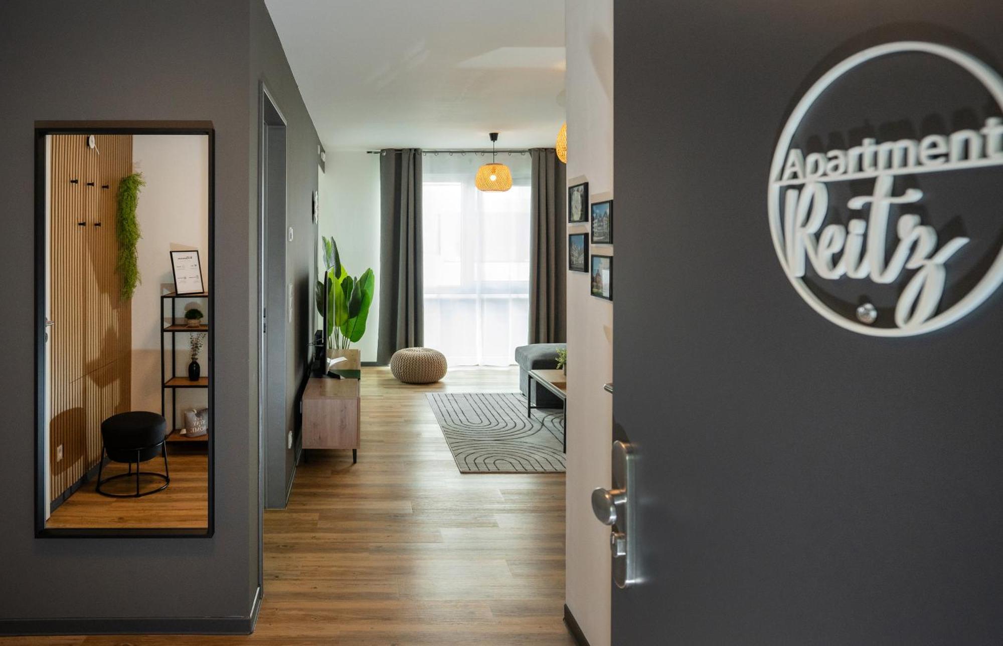 Reitz - Apartment I Zentrale Lage I Stellplatz I 55Qm I 2 Zimmer I Kueche I Bad I Terrasse Bad Hersfeld Exteriör bild