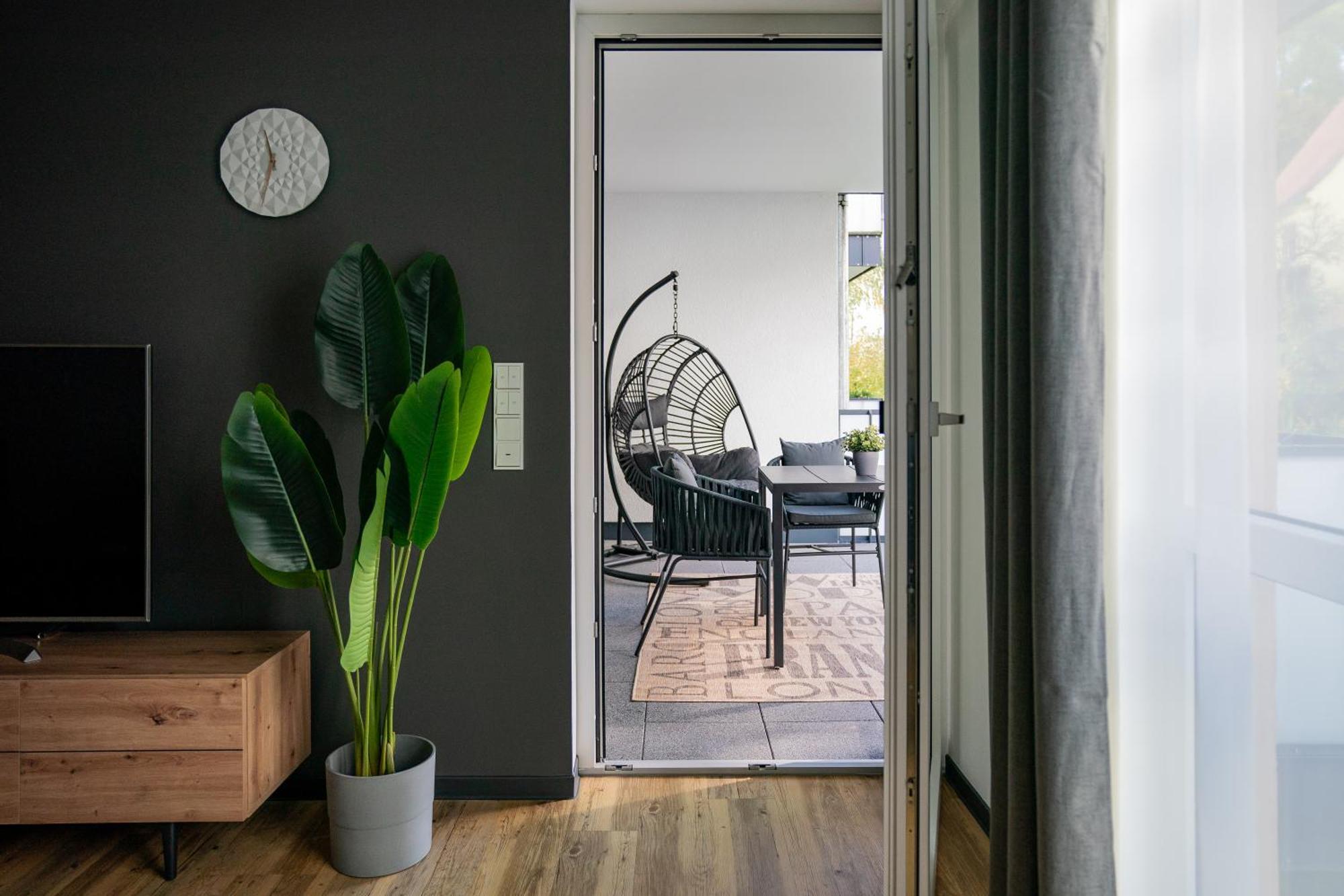 Reitz - Apartment I Zentrale Lage I Stellplatz I 55Qm I 2 Zimmer I Kueche I Bad I Terrasse Bad Hersfeld Exteriör bild